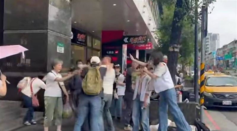 媒體指罷團當街痛毆老翁？民團：完全造謠