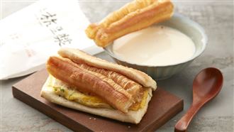 空腹喝豆漿浪費蛋白質?營養師揭關鍵5分鐘