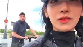 企鵝妹被打（圖／翻攝自Twitch ）