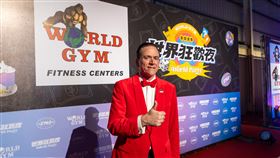 世界健身-KY宣布進軍泰國台灣連鎖健身房品牌World Gym世界健身-KY在台中舉辦2025年度主題春酒，董事長柯約翰宣布「下一站，泰國」。（世界健身-KY提供）中央社記者江明晏傳真  114年5月9日