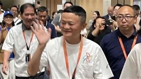 ▲9日晚間馬雲現身阿里巴巴總部「湖畔小屋」。（圖／翻攝自微博）

