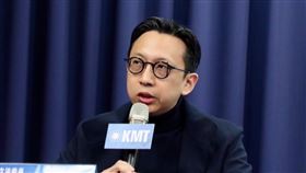 國民黨召開「還錢於民！拿回人民被偷走的錢！全台政策說明會啟動！」記者會。許宇甄、葛如鈞、羅智強、楊智伃（圖／國民黨提供）