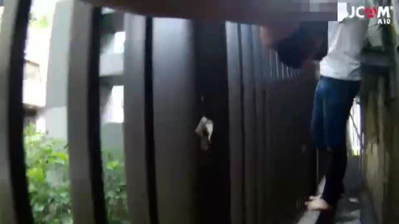 毒蟲慘摔露內褲 警追百米鳴4槍逮歸案