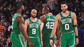 ▲波士頓塞爾提克找回昔日的三分球武器，全場40投20中，在客場轟垮紐約尼克。（圖／翻攝自X平台 @celtics）