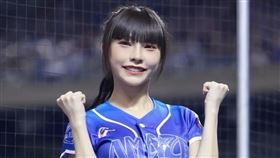 小龍女霖霖爆出桃色風波。（圖／翻攝自IG）