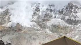 眭澔平遇到大雪崩。（圖／翻攝自眭澔平臉書）