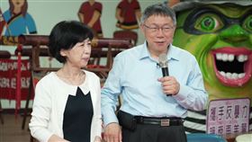 ▲陳佩琪提到柯文哲2014年就職台北市長時忘記等她。（圖／翻攝自陳佩琪臉書）