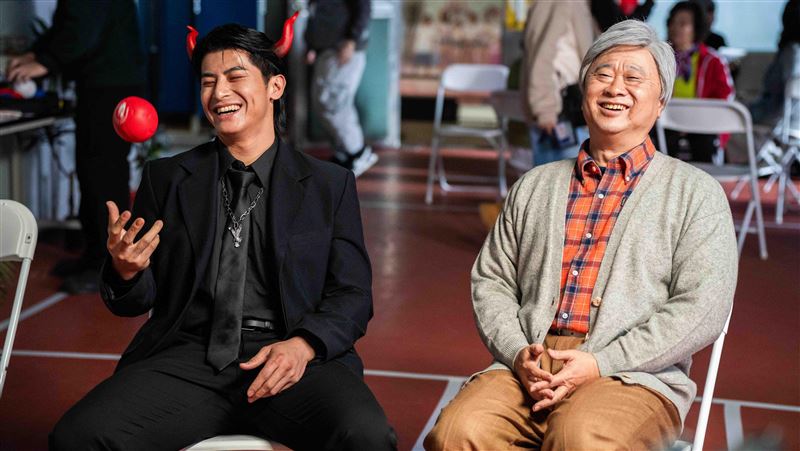 同台邰智源拍片　陳傑憲狂喊「圓夢了」