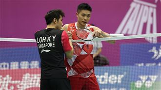 周天成錯過3個賽末點　澳羽公開賽止步4強