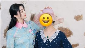 范冰冰曬出與母親合照，媽媽模樣超凍齡。（圖／翻攝自范冰冰IG）