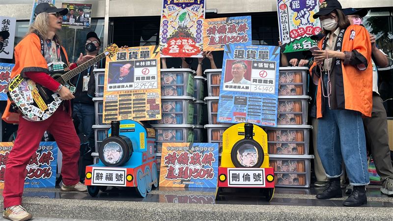 幕後／北北桃中二階送件　蔣張盧尷尬了？