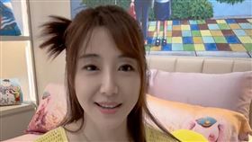 佩佩與大家分享睡前儀式感小秘密，原來是講睡前故事給孩子聽。（圖／上品寢具床墊館提供）