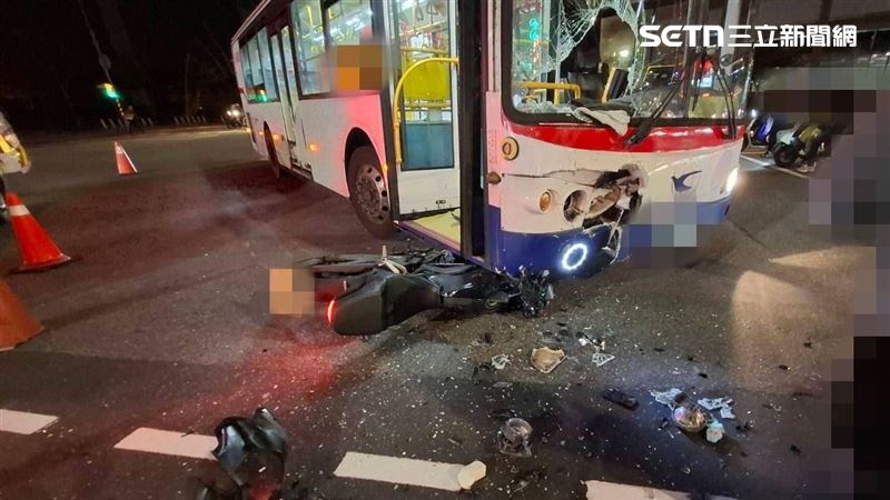 新／北市公車撞機車　騎士左膝變形急送醫