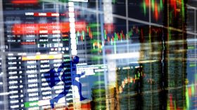 ▲美股四大指數隨美中關稅戰喊卡噴出，日韓股市今有望演出噴出走勢。（示意圖／PIXABAY） 