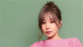 王心凌曾經背負小三罵名沈潛多年。（翻攝自臉書）