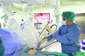 達文西手術(圖/亞大提供)勿當負面新聞示意圖