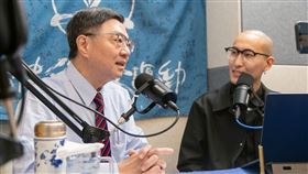 行政院長卓榮泰接受《法律白話文》Podcast專訪。（圖／行政院提供)