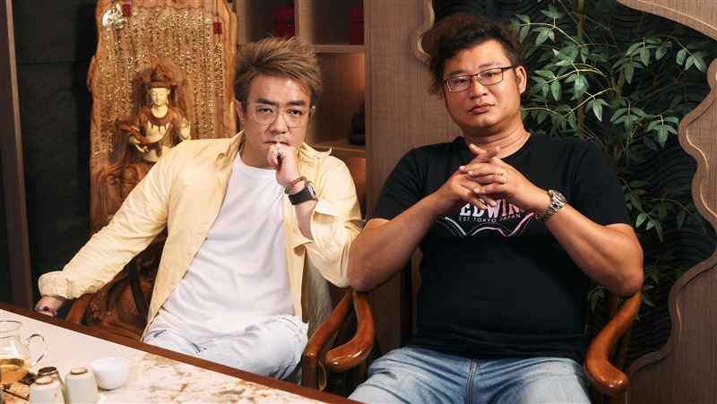 挨酸黑道網紅　男星背後超大咖金主曝光