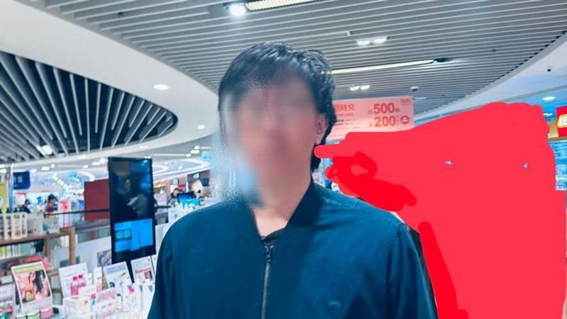 妹子逛巨城屁股被擰一把　襲臀狼特徵曝光