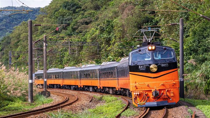 君品Collection攜手雄獅　推鐵道婚禮專車