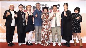 ▲左起大愷、導演許柏昂、LULU（黃路梓茵）、樊光耀、王月、郭子乾、陳漢典、杜詩梅。（圖／記者趙于瑩攝影）