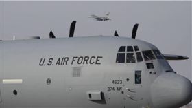 駐韓美軍航空展禁兩岸民眾 2台人偷拍遭逮