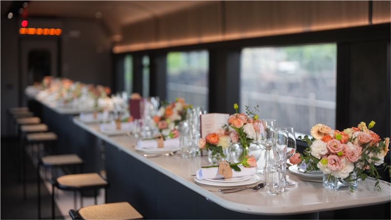 全球首創「鐵道婚禮專車」移動宴客金額曝