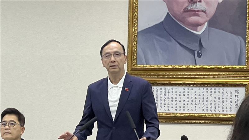 不提希特勒了！朱立倫改拋藍要顧「三安」