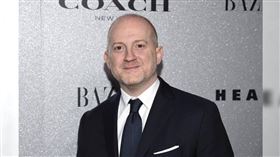 Burberry裁員1700人股價漲！執行長揭心聲