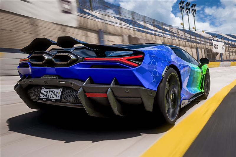 結合Xbox綠與PlayStation藍的超炫漸層塗裝。（圖／翻攝Forza Horizon 5）