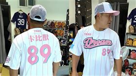 前職棒選手林家緯退役後，自稱卡比獸教練致力推動棒球運動，現爆出不當管教。（翻攝夢無限迷你棒球俱樂部臉書）