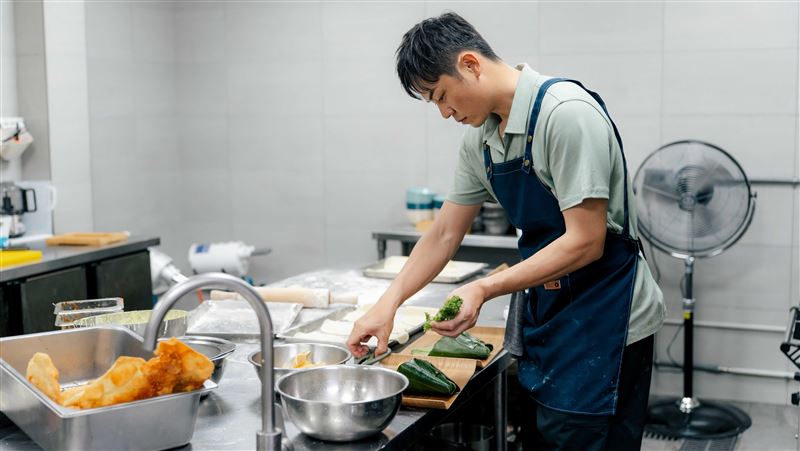 外景錄到一半出事了　姚元浩突開嗆郭泓志