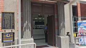 第一銀行宜蘭分行昨天（15日）遭檢警搜索，有行員疑涉詐欺案件