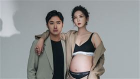 洪詩、李運慶。(圖／翻攝自臉書)