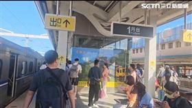 台東民眾搭乘台鐵313自強號，打算從新左營返回台東，未料遇上故障，車上廣播，要求乘客潮州改搭區間電車到枋寮後、再改接駁公車到大武。（圖／翻攝畫面）