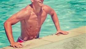 ▲女性「多看肌肉男」，可以補足氣血。（示意圖，翻攝Pexels）