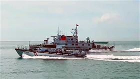 中國海警船連續2天襲擾金門海域海巡署金馬澎分署16日上午再偵獲4艘中國海警船現蹤金門周邊海域，海巡調度巡防艇監控，中國海警船於上午11時航出金門限制水域。（海巡署金馬澎分署提供）中央社記者吳玟嶸傳真  114年5月16日