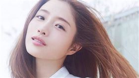 石原聰美宣布懷二胎喜訊。（圖／翻攝自IG）