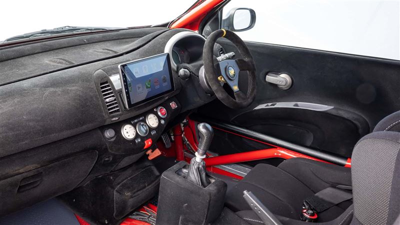 搭载9吋触控萤幕支持Apple CarPlay及Android Auto。 (图/翻摄NISSAN)