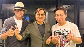 李濤來看王偉忠與「郭濤」郭子乾主演的《謝謝大家收看》。（圖／金星文創提供）