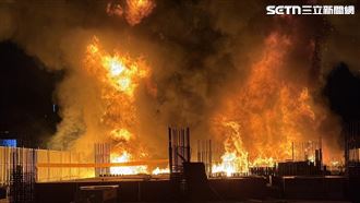 台中14期重劃區暗夜大火！火舌狂竄畫面曝
