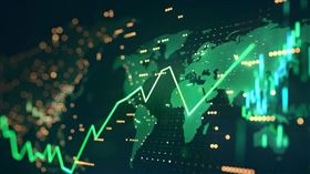 ▲台股上週暴漲928點，航運指數上漲12.81%狂捲1944億。（示意圖／PIXABAY） 