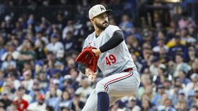 ▲雙城先發羅培茲繳出6局好投。（圖／美聯社／達志影像）