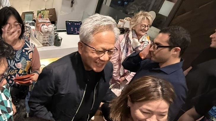 黃仁勳在這用餐享天倫　今天不見張忠謀