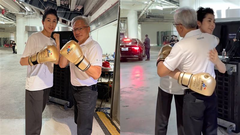 黃仁勳、林郁婷擁抱合照。（圖／翻攝自林郁婷Threads）