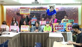 ▲罷團、沈伯洋呼籲繼續簽連署（圖／翻攝畫面）