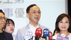 ▲朱立倫出席「賴清德就職一週年 執政滿意度民意調查」記者會。（圖／國民黨提供） 