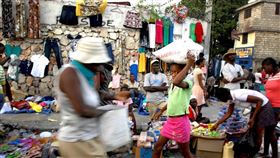 海地，街頭，攤販，美食，(示意圖／翻攝自維基百科)