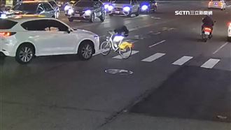 國中生騎單車遭撞捲入車底　逾十人抬車救