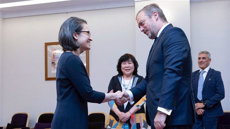 接見訪賓　蕭美琴談到世壯運這麼說